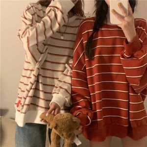 Estética Coreano venda por atacado-Tracksuits despojado pescoço mulher coreana t shirts moda soltar a configuração s camisa estética femme roupas mulheres