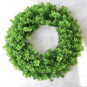 Decorative Flowers Wreaths St Patrick s Day Spring Green Wreath Artificial Leaves Garland Door Wall Decoration Ornament Wedding Home Deco