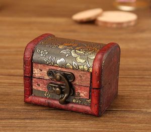 Vintage Drewniane Małe Biżuteria Przechowywanie Treasure Chest Wood Box Faciling Cases Organizator Gifts Dekoracyjne SN5369