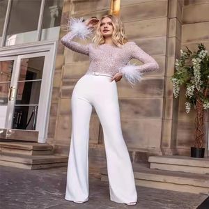 2022 Eleganta kvinnor Jumpsuits Formal Aftonklänningar Fjäder Långärmade Sev / Squins Pärlor Beaded Special Occasion Grows Prom Party Dress Pants Suit