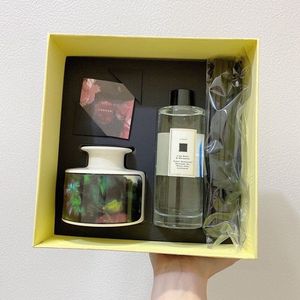 Unisex rökelse parfym aromaterapi doft engelska päron lime spray bestående och uppfriskande med presentförpackning utmärkt kvalitet gratis skepp