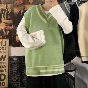 2021 Ny mode varumärke sweaters män pullovers väst ärmlös smal passform jumpers stickade höst koreanska stil casual kläder man y0907