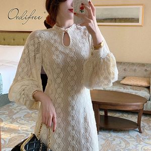 Spring Autumn Elegant Lace Cheongsam Chinese Traditional Long Dress for Women Slim Apricot Fashion Clothes 210415