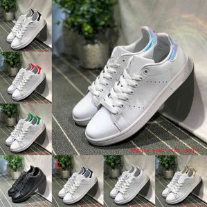 2021 Erkek Kadın Sneakers Rahat Ayakkabılar Yeşil Siyah Beyaz Lacivert Oreo Gökkuşağı Pembe Moda Erkek Düz Eğitmen Açık Tasarımcı Ayakkabı Antrenörü Boyutu 36-44