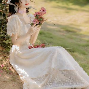 Lässige Kleider Vintage Kleid Frauen Elegante Puffärmel Chiffon Fee Sommer Stickerei Floral Französisch Stil 2022