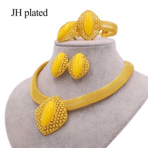 Afrikanische 24k Goldfarbe Schmucksets für Frauen Dubai Braut Hochzeit Frau Geschenke Edelstein Halskette Armband Ohrringe Ring Schmuckset 210619