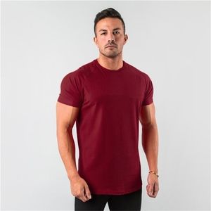 Verão Plain Tops Tees Fitness Mens Camiseta Mensagem Curta Muscle Bodybuilding Tshirt Masculino Gym Roupas Slim Fit 210716