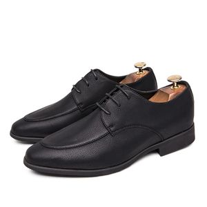 Männer Kleider Schuhe Schnürung schwarzer Mode Oxfords Business Men Schuhe Leder hochwertige weiche lässige, atmungsaktiv