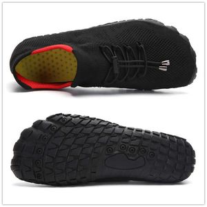Aqua Shoes Men Barefoot Five Fingers Sock Water Swimming Shoes Breathable Hiking Wading Shoes Beach Outdoor Upstream Sneakers Y0717