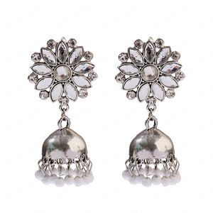 Orecchini pendenti classici con fiori di cristallo bianco, moda Bohemia Boho, orecchini da sposa, gioielli per feste, regalo per l'orecchio