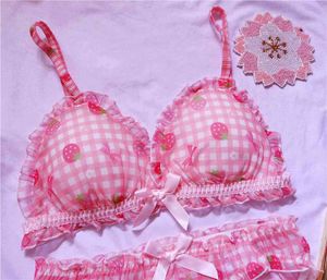 NXY sexy setCute Japanese Bras Briefs Underwear Set Lolita Girl Pink Plaid Flower Mesh Sexy Strawberry Print Bra & Panties Lingerie 1127