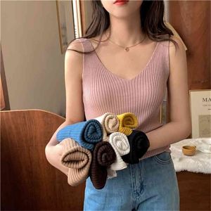 The Korean Fashion Women Tops Sexy Halter Topy Lady Ice Silk V-Neck Camisole Kobieta Dzianiny Bez rękawów Camis Tees 210507