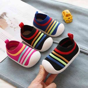 Bebê primeiros caminhantes Primavera infantil criança meninas menino casual malha fundo macio confortável antiderrapante sapatos 210317