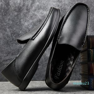 Luxurys Designers Sapatos de Alta Qualidade Negócios Homens Casuais Luxury Slip em Sapatos Genuíno Mens de Couro Sapatos de Condução de Marca