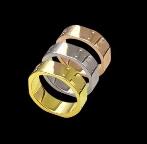 2022 Pierścienie Moda Kwadratowe Kwiat Pierścionki Tytanowe Stalowe Mężczyzna Palec Srebrny Rose Gold Men Biżuteria Nowy Bezpłatny statek
