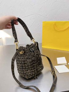 Borsa a tracolla in maglia di nylon da donna firmata Italia Roma Marca Vintage Fashion Woven Shopping Handbags Baguette Borsa a tracolla Luxurys