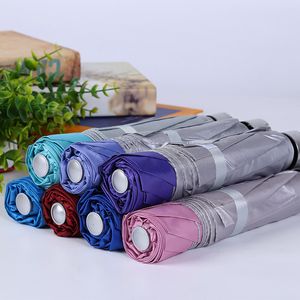 Ombrelli moda economici di alta qualità Ombrellone tinta unita Tre ombrelli pieghevoli da pioggia Bomboniera regalo per gli ospiti