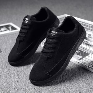 2021 Men Running Shoes Black Red Grey fashion mens Trainers Breathable Sports Sneakers Size 39-44 qo