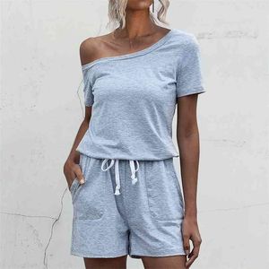 Sommar Korta Bodysuit Kvinnor Streetwear Casual Off-Shoulder Kortärmad Ficka Lace-up Svart Kvinnor Strapless Jumpsuit 210508