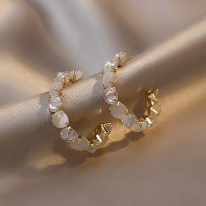 2021 Selling Earrings For Women Girl European American Small Design Sense Temperament Cat's Eye Stone Fashion Round Ear Ring Studs Jewelry Gift