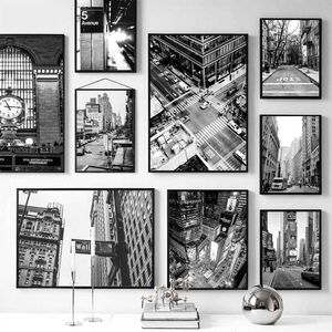 New York Picture Black and White Wall Art for Living Room Decorative Painting Canvas Poster Street Sign Building Wall Decor X0726
