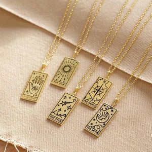 Chokers Zhouyang Chunky Halsband för kvinnor Guldfärg Moon och Star Tarot Pendant Neck Chain Jewelry Girls Accessories Wholesale Kan179