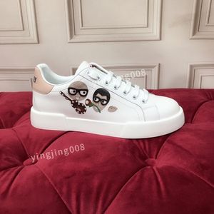 2022 Ltaly Classic Fashion Casual Shoes Patchwork Trendy Sneakers Ladies Punk Rivet Low-Top Mens Skateboard Kvinnor Varma Sportskor Stövlar 34-45