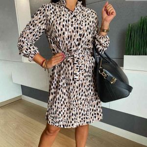 Kobiety Lampart Drukuj V Neck Sukienki Midi Summer Nowy Elegrant 3/4 Rękaw Sashes Office Lady Leisure Wear Party Dress Vestidos 210416