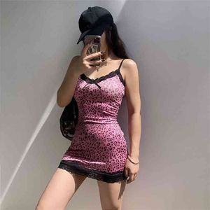 Estetik Lace Trim Leopard Printing Party Cami Dresses E-Girl Spaghetti Strap V-Neck Lace Hem A-Line Mini Dress 210518