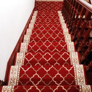 カーペットヨーロッパの装飾ジャカードの階段のマットの家の地中海の現代のステップカーペットの自己接着性の階段の敷物滑り止め木のフルブランケット