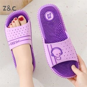 Fotmassage Slipper hem Inomhus Soft Bathroom Bath Anti-Slip skor Pedikyr Sandaler Mäns Sommar Tecknad Mode 211110