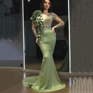 Chic Green Mermaid Prom Dresses Długie Rękawy Ruffles Flower Evening Dress Custom Made Lace Aplikacje Glitter Sweep Party Suknia