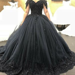 Gothic Black Quinceanera Jurken Off Shoulder Kant Beaded Princess Tulle Ball Town Plus Size Prom Feestjurken