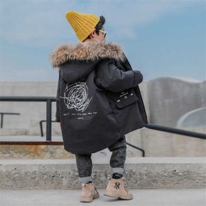 10 11 12 14 Jahre Teenager Jungen Gepolsterte Fell Kapuze Mäntel Winter 2020 Verkleidung Jacke Kinder Teenager Kleidung Oberbekleidung Outfits H0909