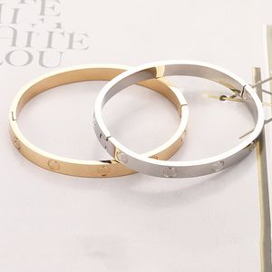 logo schroef armband vrouwen roestvrij staal gouden armband kan worden geopend paar eenvoudige sieraden geschenken voor vrouw accessoires groothandel ketting bij de hand