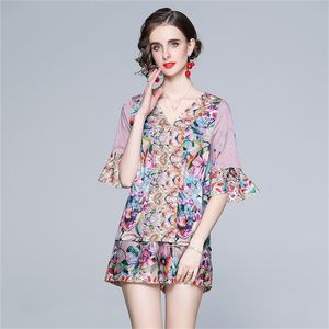 Fashion Summer Two Piece Set Women Purple Print V-Neck Short Sleeve T-Shirt Top + Casual Wide Leg Shorts Suit 210519