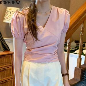 Korejpaa Frauen Hemd Sommer Koreanische Chic Mädchen Süße Rosa V-ausschnitt Plissee Zurück Elastische Taille Kurze Puff Sleeve Blusen 210526