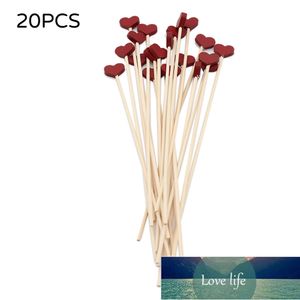 Ev 20 ADET Doğal Kırmızı Kalp Reed Aroma Difüzör Değiştirme Sticks Ahşap Rattan Parfüm Uçukları Dekorasyon için