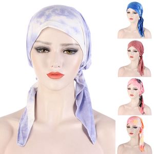 Hijab floreale Skullies a due code Tie-dye Turban Hat Berretti Berretto curvo Versatile cappello musulmano Sciarpa testa chemio Turbante Underscarf Moda Accessori per capelli