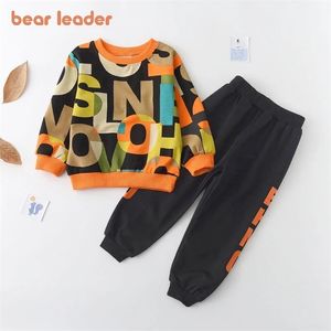 Bear Leader Abbigliamento per ragazzi Set di abbigliamento per bambini Autunno manica lunga Abiti attivi Lettera Stampa Baby 2 pezzi Boy Set 211104
