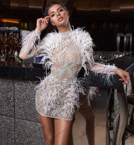 2021 Glitter Short Cocktail Dresses Beaded Long Sleeves Mini Length Straight Prom Formal Evening Party Gowns White Feather Homecoming Dress