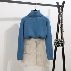 Balıkçı Yaka Kazak Suit 2 Parça Kadın Giysileri Sonbahar Kış Kalın Sıcak Yün Mavi Kazak + Cep Düğmesi Yün Etek Seti 210416
