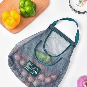 Förvaringspåsar arrangör för kök grönsaksfrukt lök potatis hängande andningsnätsäcken shoppare