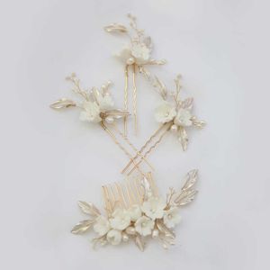 SLBRIDAL Handmade Freshwater Pearls Ceram Flower Bridal Hair Comb Hair Pin Set Wedding Headpieces Women Jewelry Hair Accessories X0625