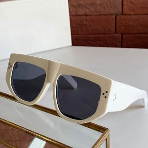 Solglasögon 4s106 Kvinnor Mode Shopping Resor Utomhusglasögon Kvinnlig Tjock Plåt Vit Frame Anti-Ultraviolett Lens Storlek 58-16-145 Designer Toppkvalitet med låda