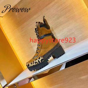 Kadınlar Binbaşı Ayak Bileği Çizmeler Moda Lace Up Platformu Deri Martin Boot Üst Tasarımcı Bayanlar Mektup Baskı Kış Patik Ayakkabı 7199