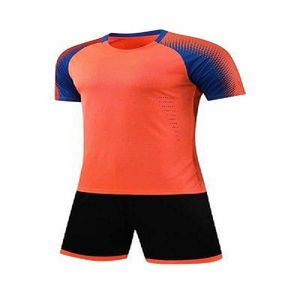 Leerer Fußball-Jersey-Uniform personalisierter Team-Shirts mit Shorts-gedruckten Designnamen und Nummer 0156