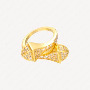 2022 New Charm 18k Gold Plated Ring For Women Diamond With Fit Wedding Rings Engagement Accessories With Jewelry Pouches Wholesale