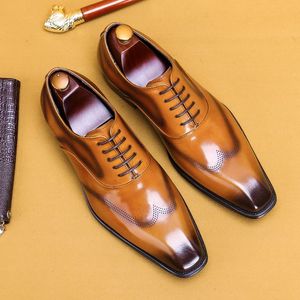 2021 Ünlü Marka Erkekler Brogue Ayakkabı Bahar Sonbahar Ofis için Ofis Çalışması Resmi Ayakkabılar Dantel Yukarı