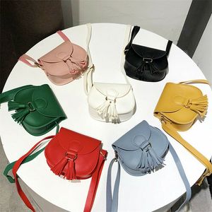 Dziecko macierzyństwo Drop Delivery dziecko portmonetka skórzana Mini torba kurierska typu crossbody Tassel małe dziewczynki torby na ramię Tote Kids 1112 Y2